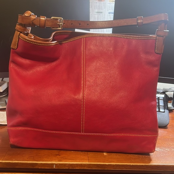 Dooney and Bourke Handbag - Picture 6 of 12